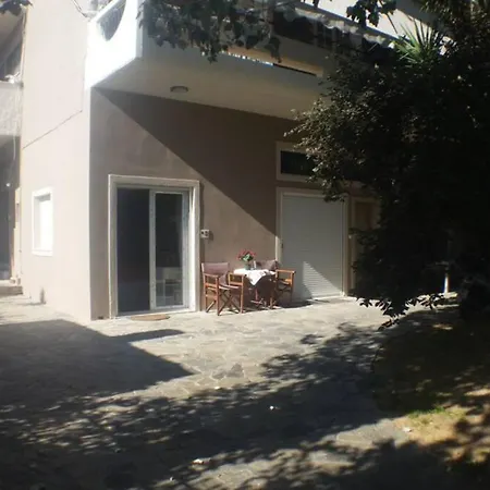 Air Conditioned Studio In Quite Garden With Barbecue Ateny Zewnętrze zdjęcie